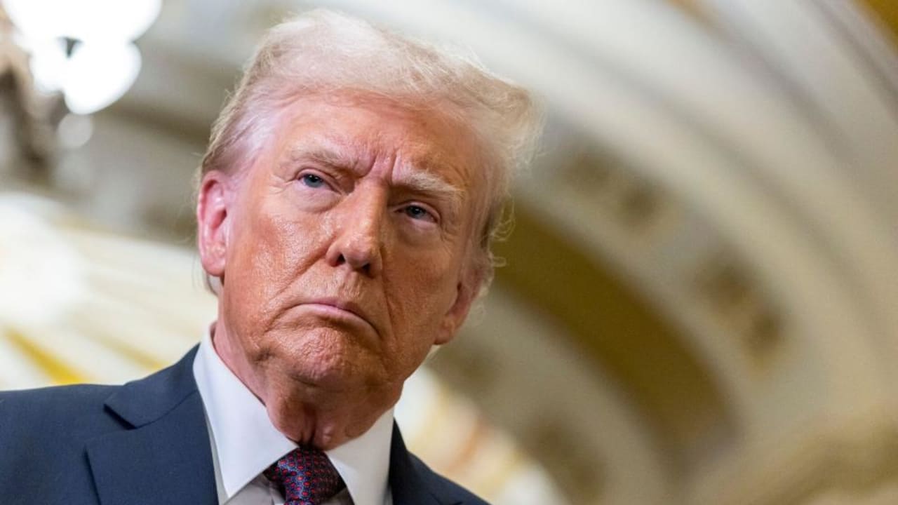 Memecoin Baru Trump yang Volatil Menyedot Aliran, Menggerogoti Pasar Kripto yang Lebih Luas