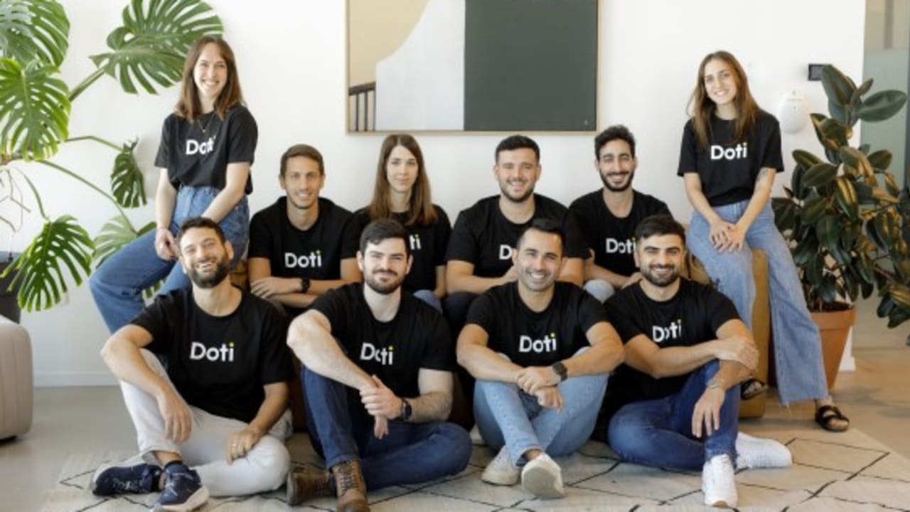 Doti memberikan pengalaman pencarian yang fleksibel yang didukung oleh AI kepada perusahaan untuk membuka silo data mereka.