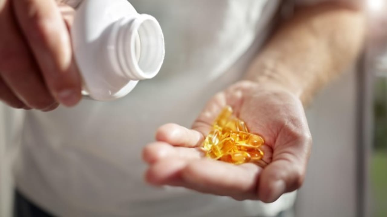 Suplemen Omega-3 memperlambat penuaan biologis.