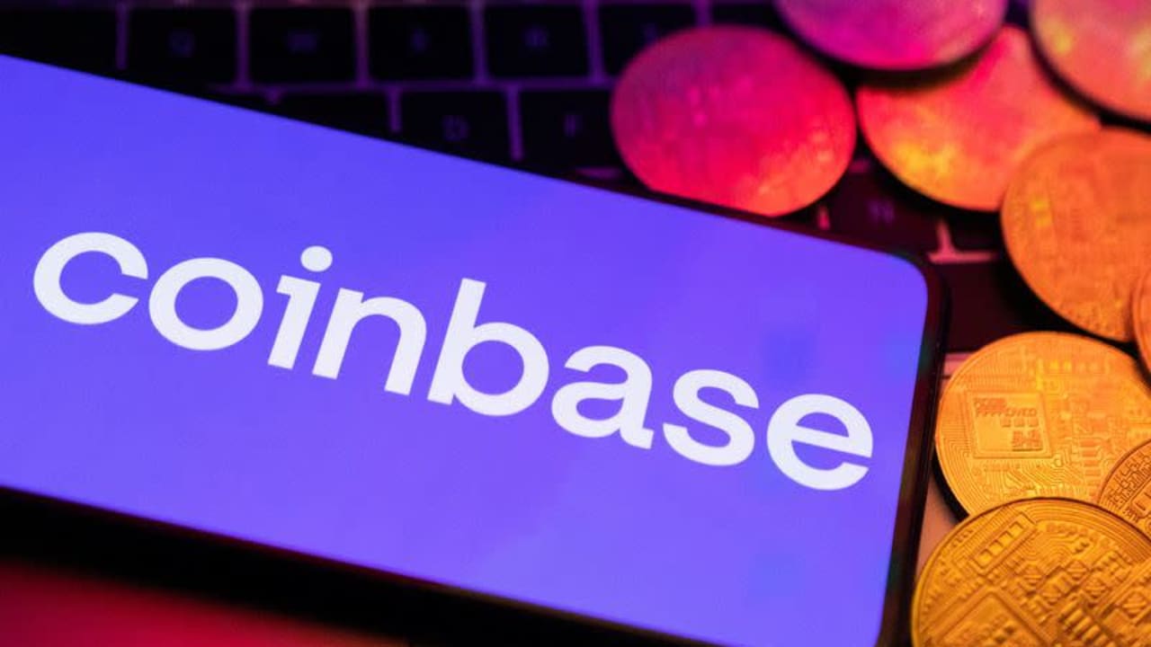 Coinbase mendesak regulator AS untuk membuka jalan bagi bank untuk menawarkan layanan kripto.