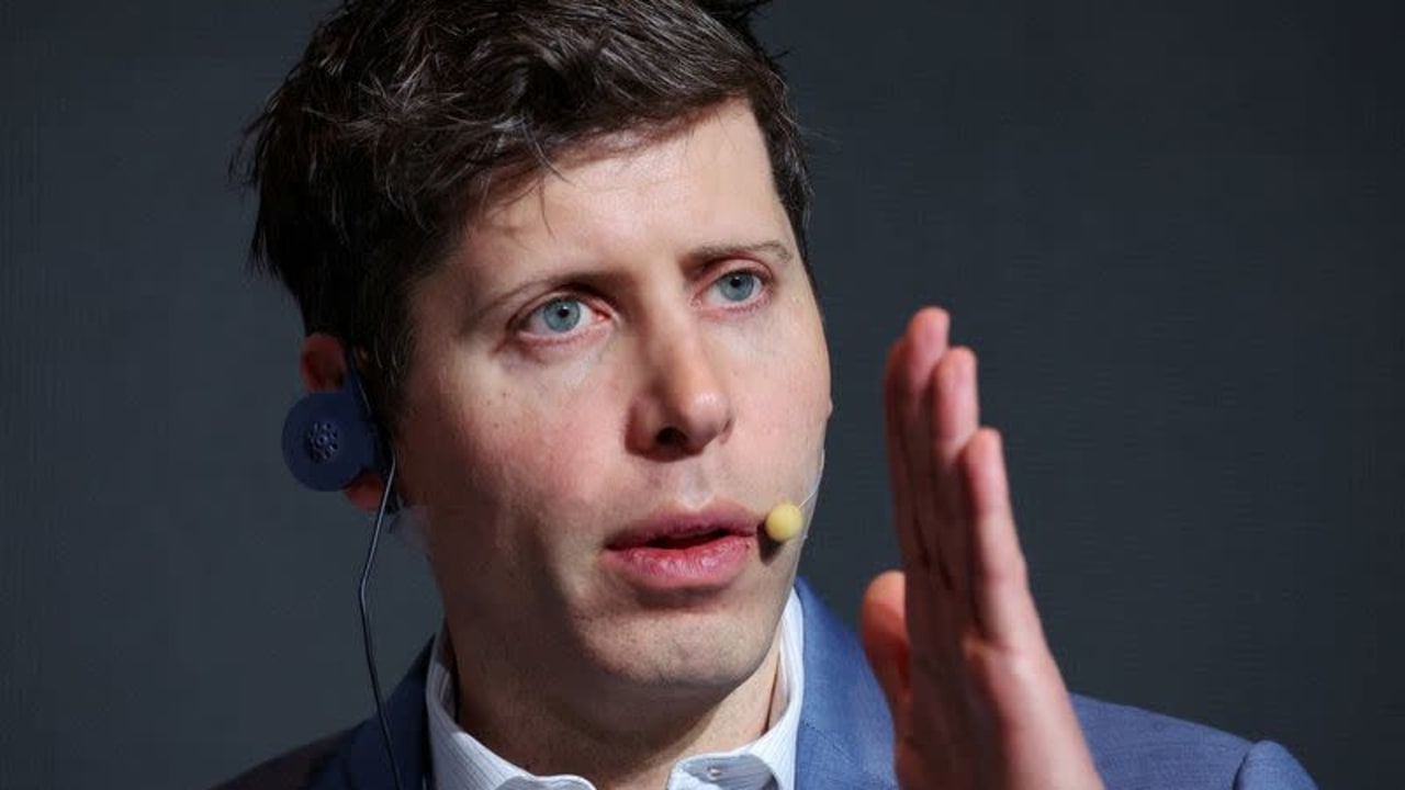 Altman dari OpenAI bertemu dengan menteri IT India untuk membahas rencana AI negara tersebut.