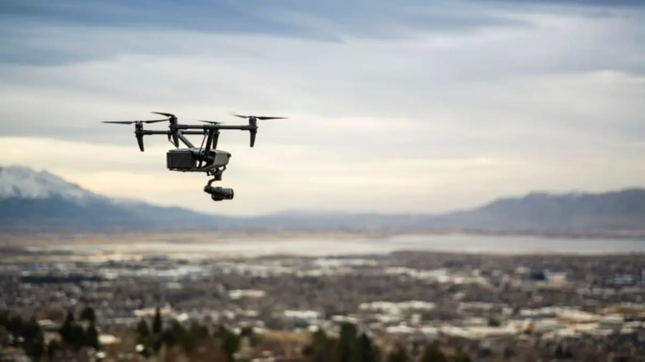 100.000x lebih murah: Radar baru melacak drone yang terbang di bawah 400 kaki dengan biaya beberapa ratus dolar.