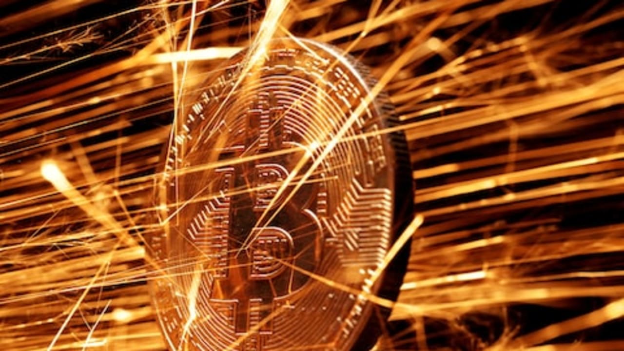 Bitcoin melemah seiring meredanya optimisme terhadap rencana cadangan kripto Trump.