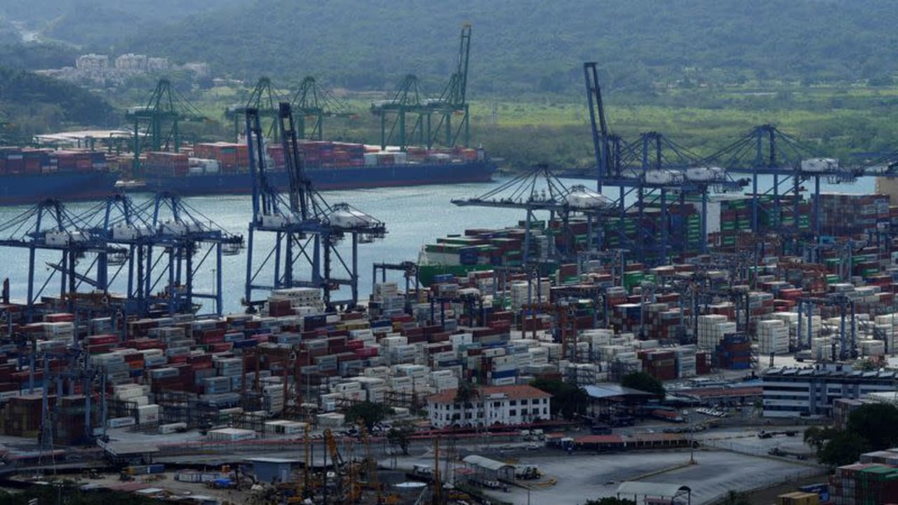 Panama akan meminta dokumen hukum dan keuangan terkait kesepakatan pelabuhan CK Hutchison-BlackRock.