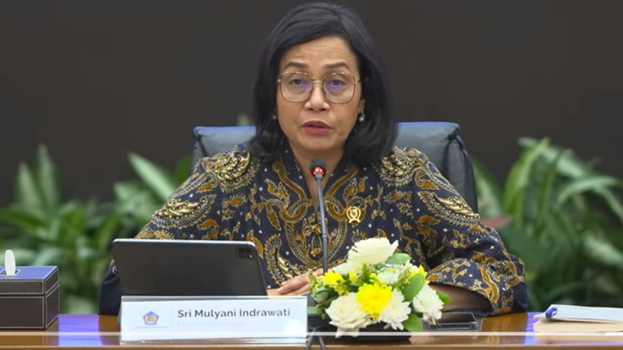 In the Midst of Layoff Storm, Sri Mulyani Claims Indonesian Textile Industry Remains Strong