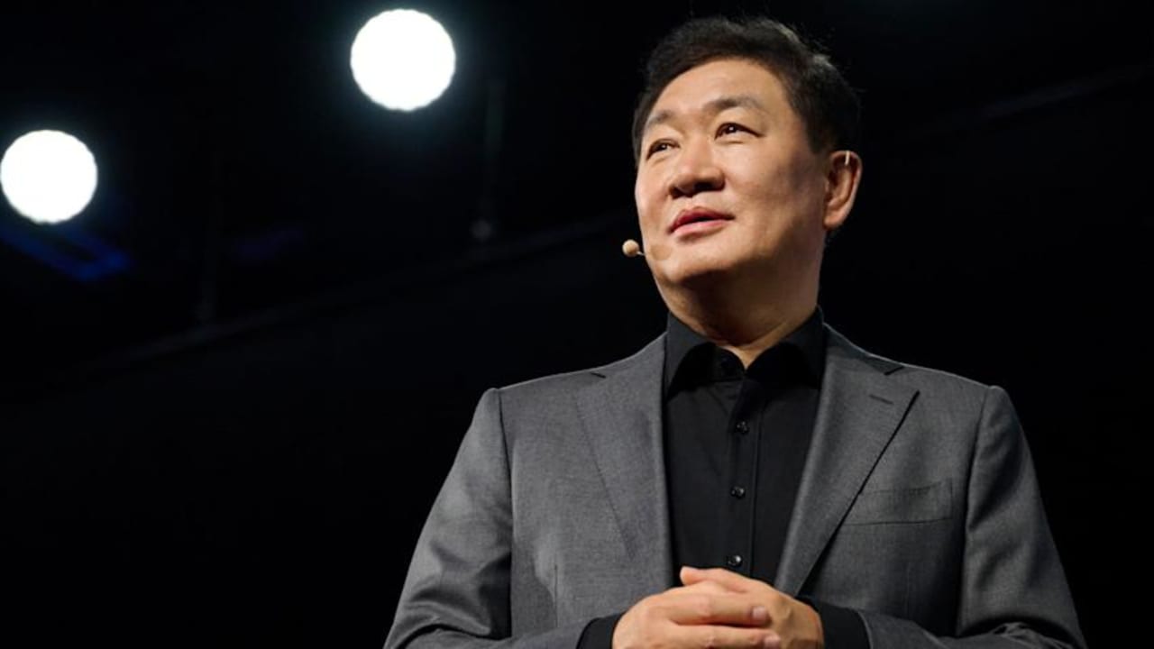 Co-CEO Samsung Electronics Meninggal, Memperburuk 'Krisis' Perusahaan Teknologi.