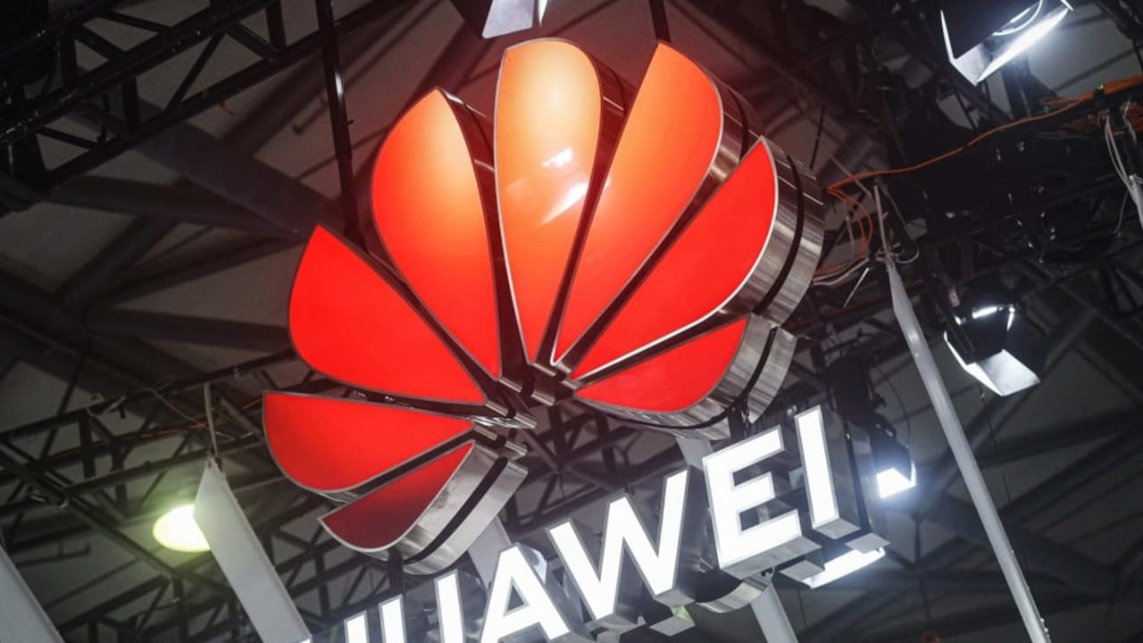 Huawei Challenges Nvidia with New AI Supernode Boasting 300 Petaflops