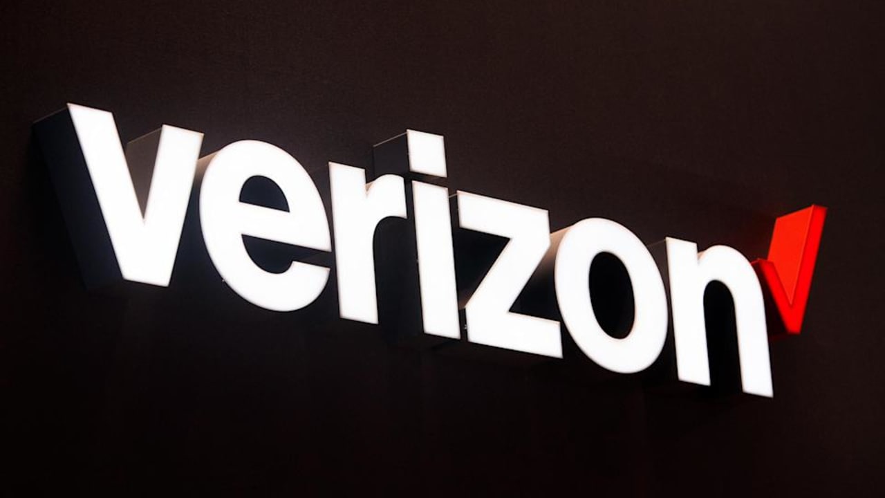 Penurunan Pelanggan Verizon: Dampak Pemotongan Anggaran Pemerintah Federal