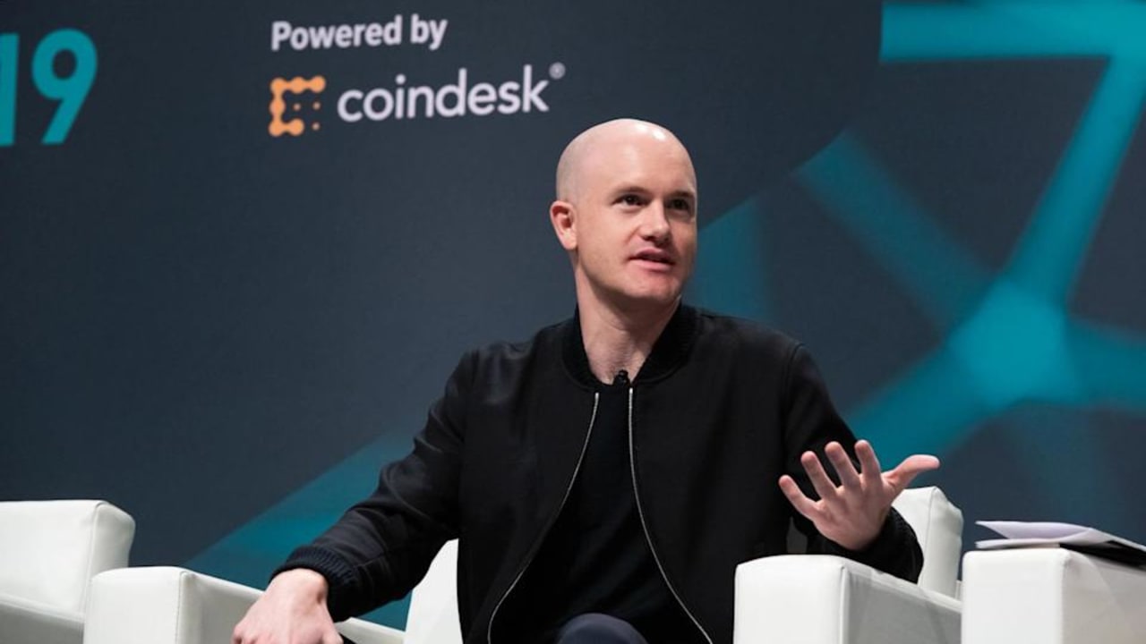 Coinbase Luncurkan Kartu Kredit dengan Cashback Bitcoin, Perluas Layanan Perdagangan Crypto