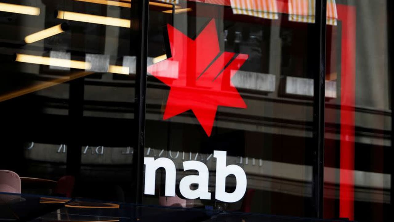 Regulator Australia menggugat NAB karena pelanggaran undang-undang kesulitan keuangan.