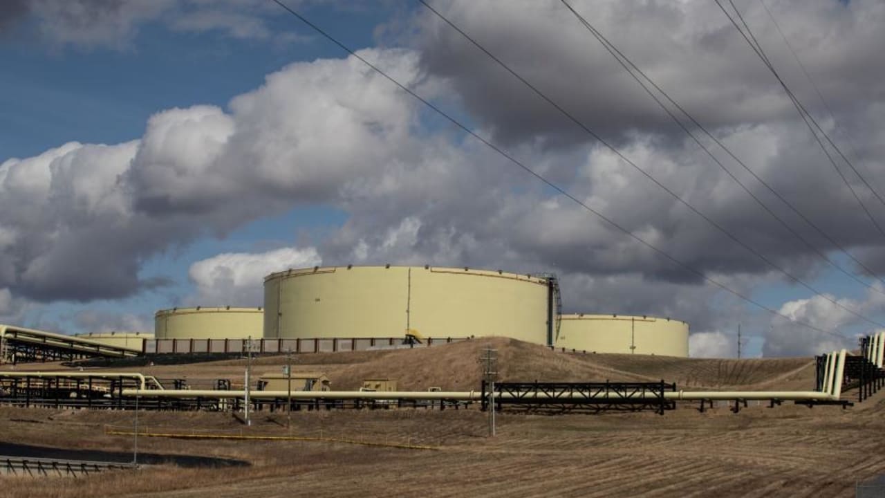 Alberta Bersiap untuk Melawan Pembatasan Emisi Minyak dan Gas oleh Trudeau