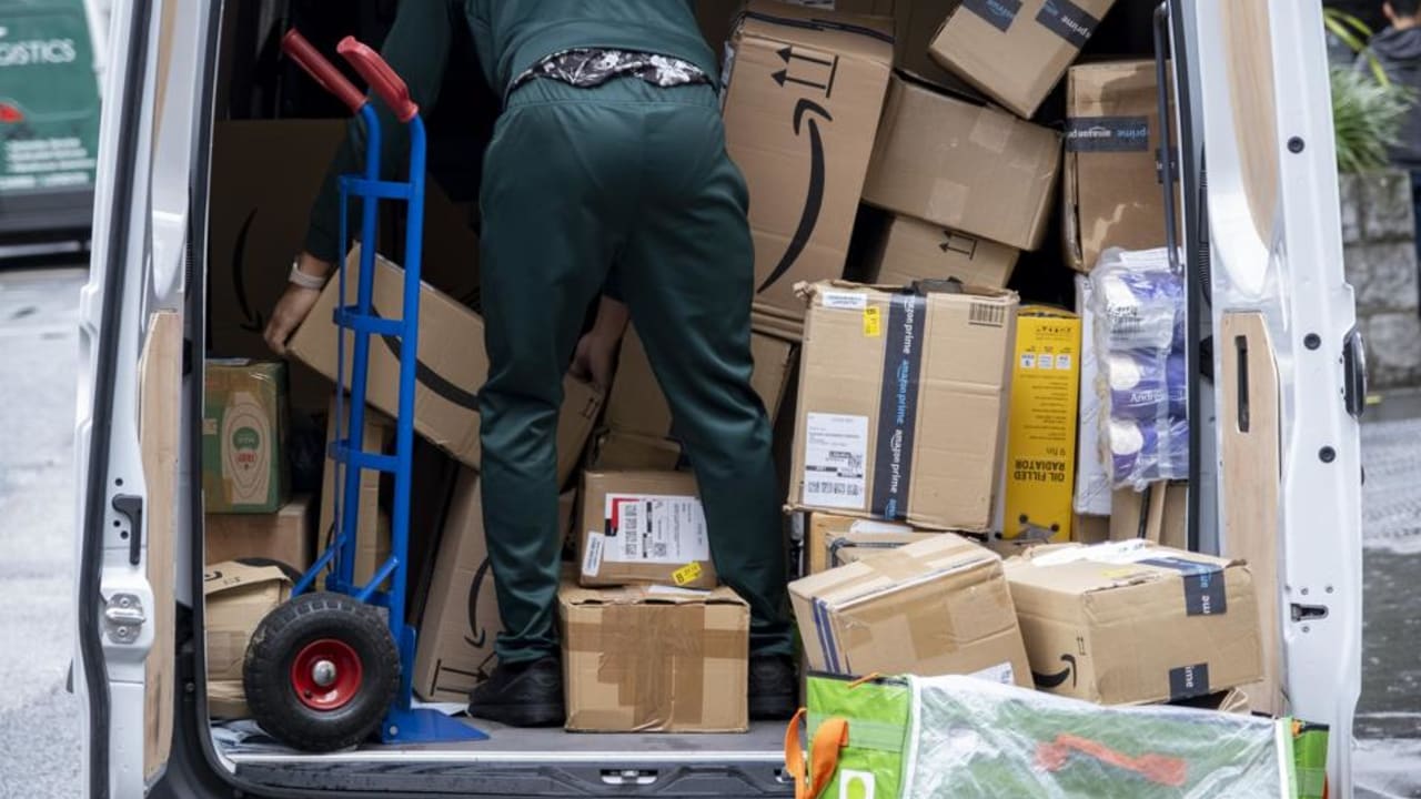 Pengiriman Black Friday Menyebabkan Lonjakan Emisi Perkotaan