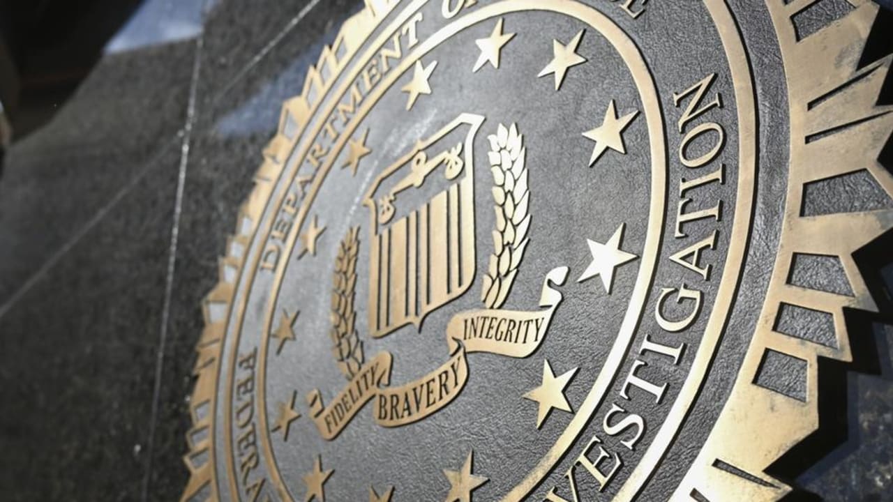 FBI Mengingatkan Pengguna iPhone dan Android—Ubah Aplikasi WhatsApp, Facebook Messenger, dan Signal