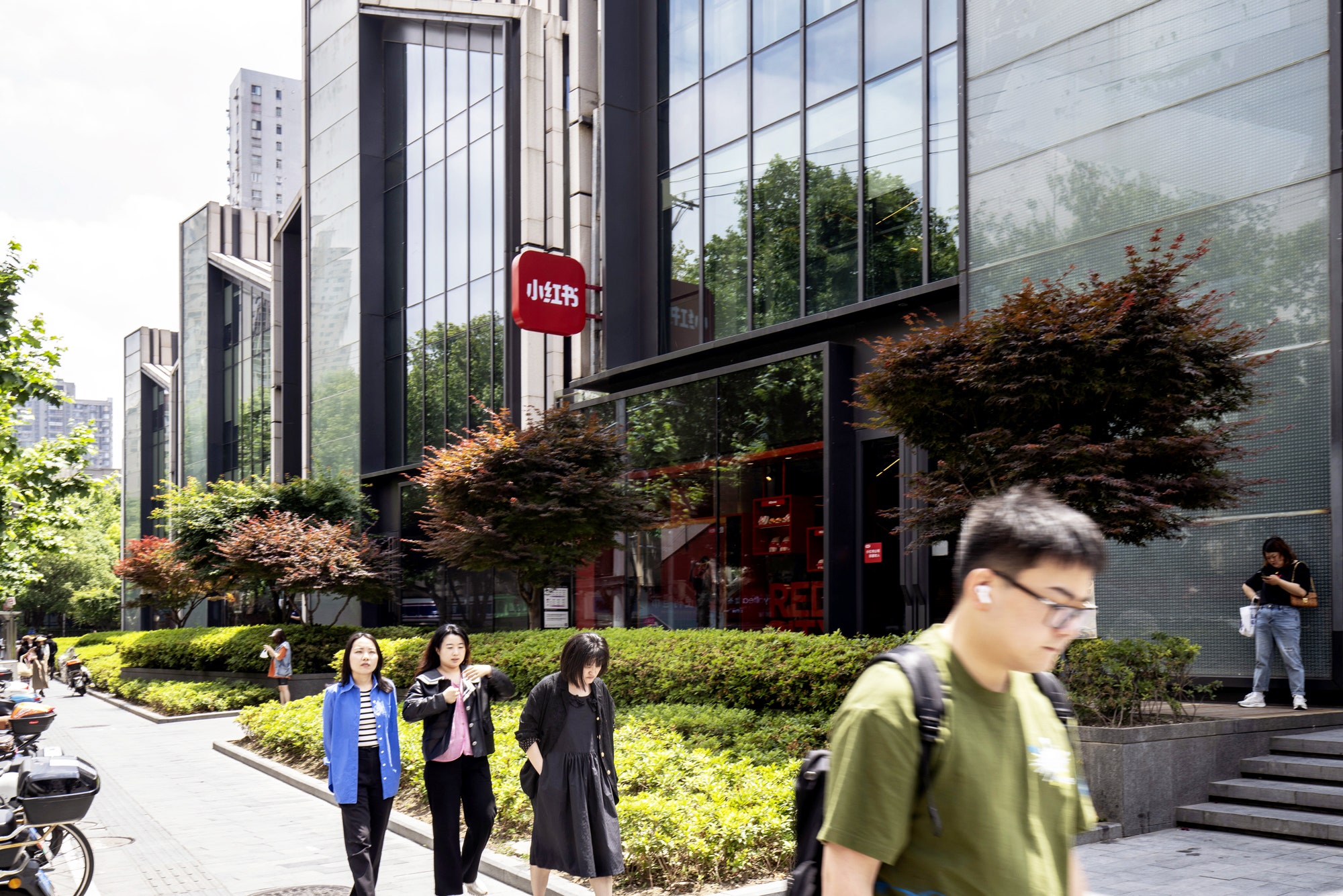 Xiaohongshu Tergopoh-Gopoh Cari Moderator Konten Inggris Gara-Gara TikTok Diblokir