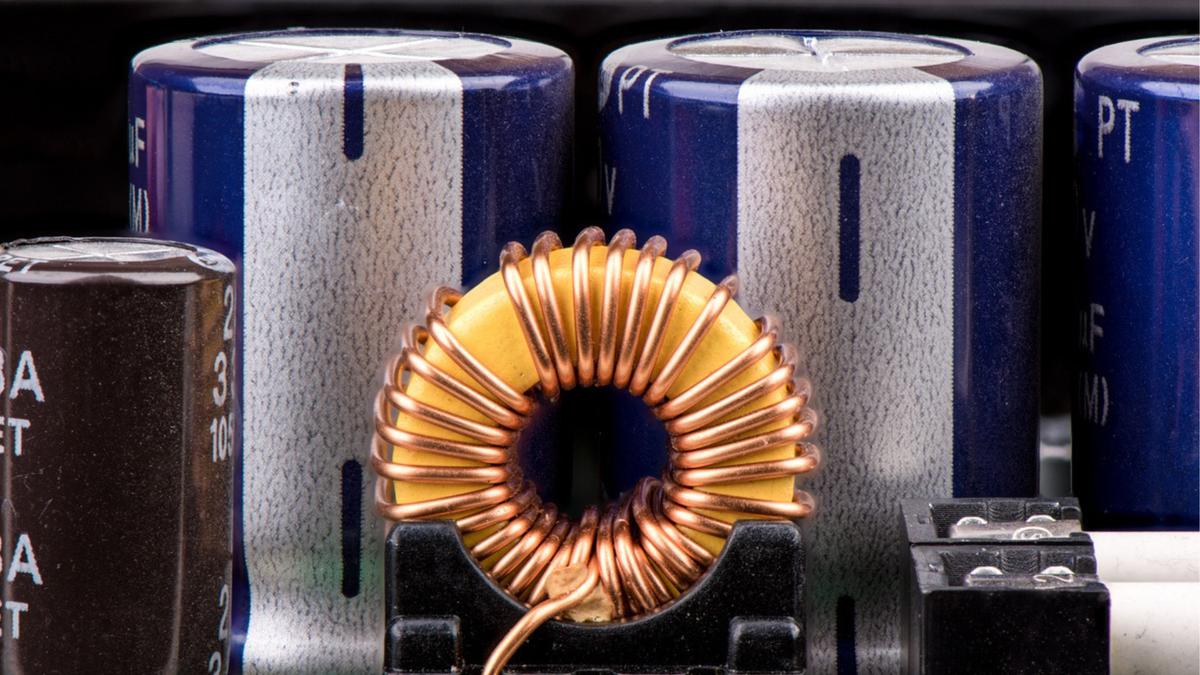 Metode Baru UCLA Kembangkan Nanofiber PEDOT untuk Superkapasitor Berkinerja Tinggi