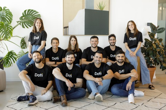 Doti AI: Solusi Pencarian Enterprise Berbasis AI yang Fleksibel dan Aman