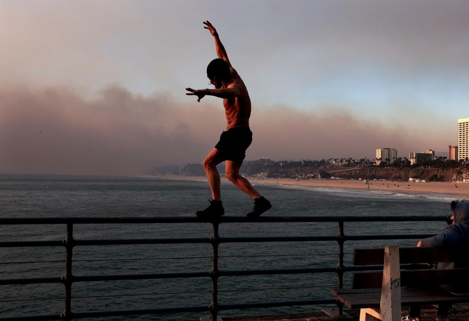 Open Weight Definition: Standar Baru untuk Keseimbangan AI Open Source dan Proprietary