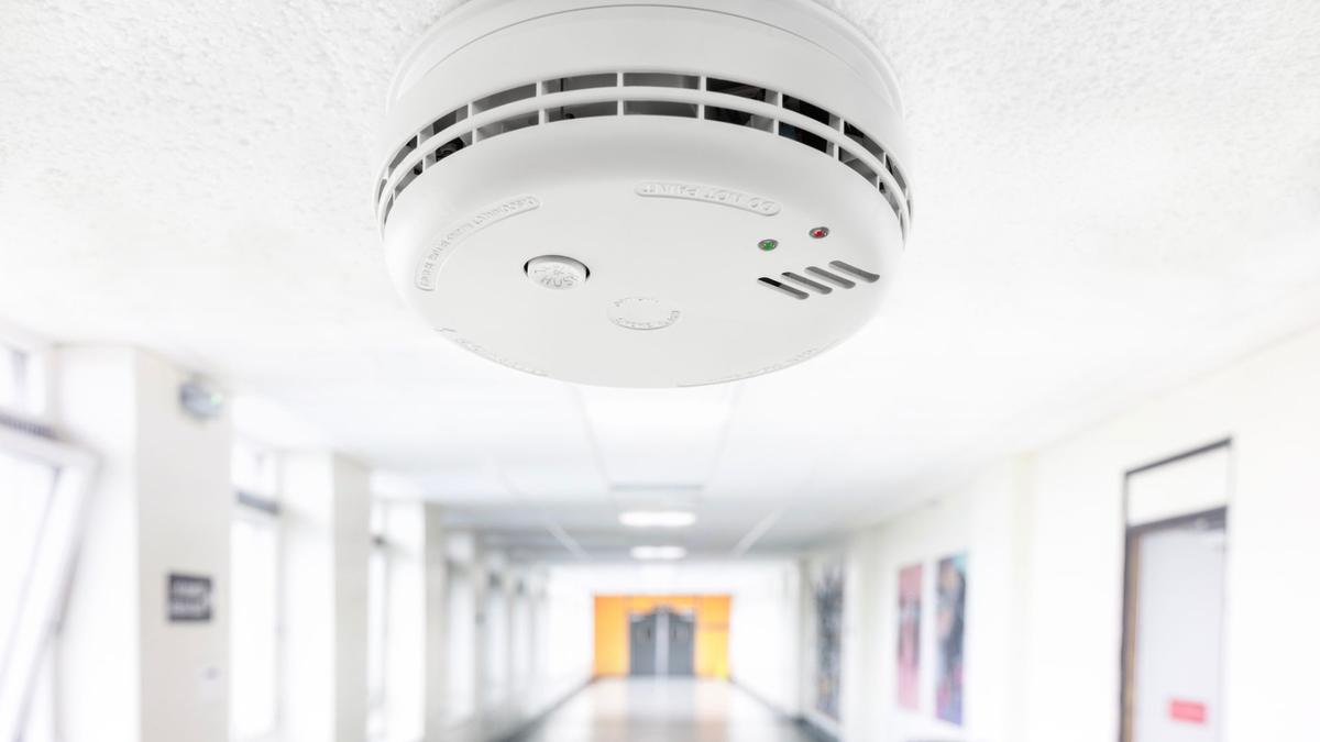 Sensor Kebakaran Inovatif Berbasis Hydrovoltaics Tanpa Baterai yang Aman dan Ramah Lingkungan