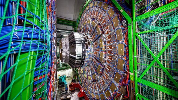 CERN Dorong Penerbit Fisika Adopsi Open Science dengan Insentif Dana