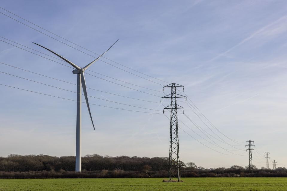 Bagaimana Calpers Hadapi Tantangan Kebijakan Trump untuk Mendukung Energi Hijau