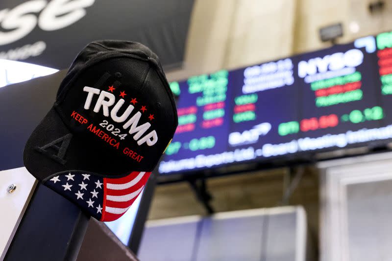 Pasar Saham AS Naik Meski Ketidakpastian Tarif Trump Masih Menghantui