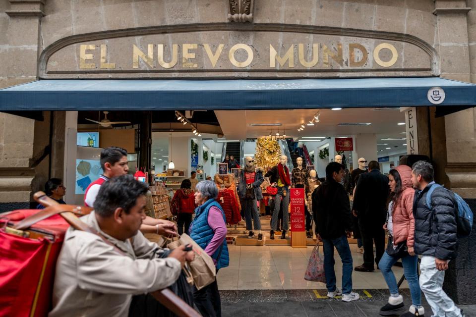 Bank Sentral Meksiko Pertimbangkan Pemotongan Suku Bunga Lebih Besar Karena Inflasi Melambat