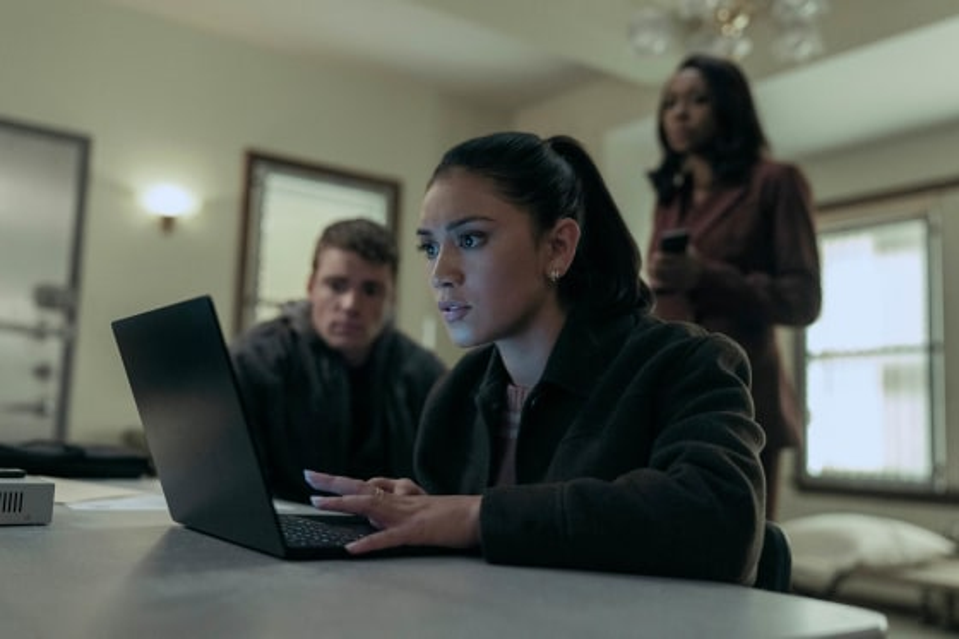 The Night Agent Musim 2: Kenaikan Skor Kritik dan Prediksi Jadi #1 Netflix