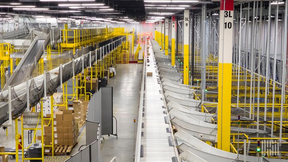 Perbedaan Inventaris Ungkap Peluang Besar Logistik Awal 2025