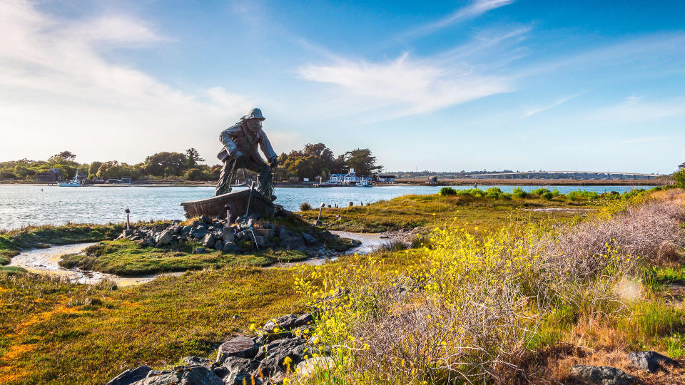 50 Kota Pantai Terjangkau di AS: Wujudkan Impian Hidup Dekat Laut!