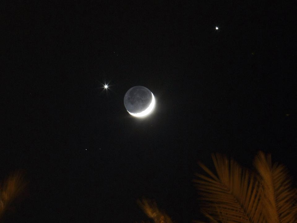 Panduan Mingguan Pengamatan Bintang: Bulan Baru, Venus, dan Saturnus di Langit Malam
