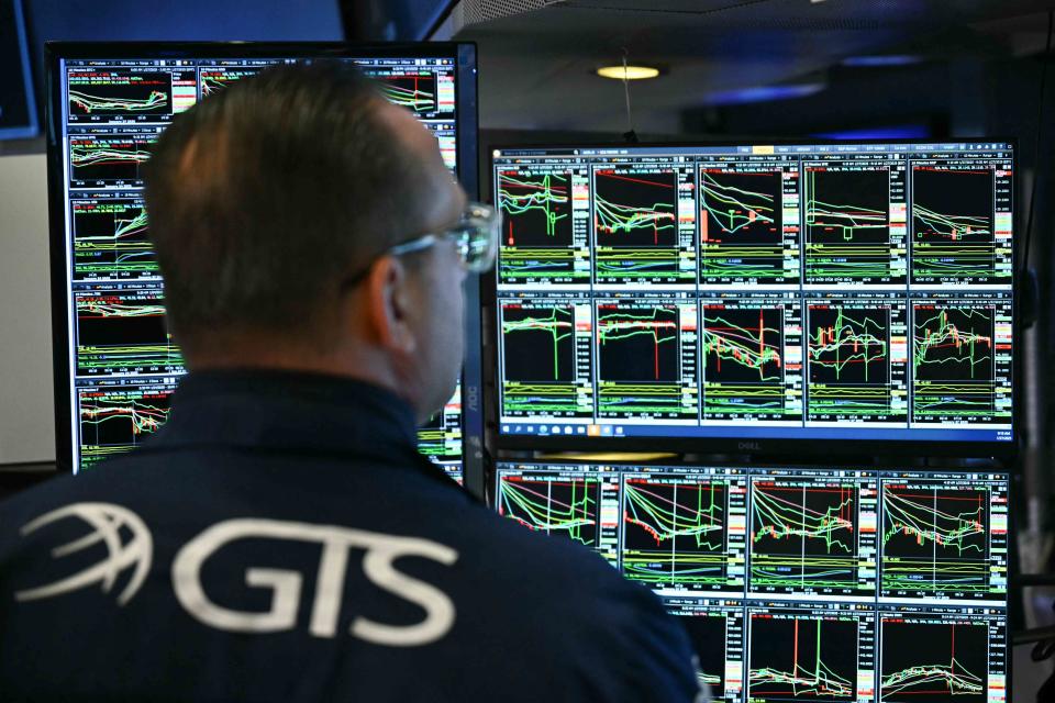 Model AI Murah DeepSeek Guncang Pasar, Perusahaan Perangkat Lunak Untung Besar