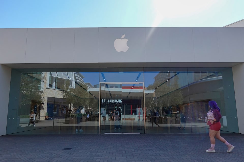 Apple Alami Pertumbuhan Pendapatan Lambat karena AI Lambat dan Persaingan Ketat