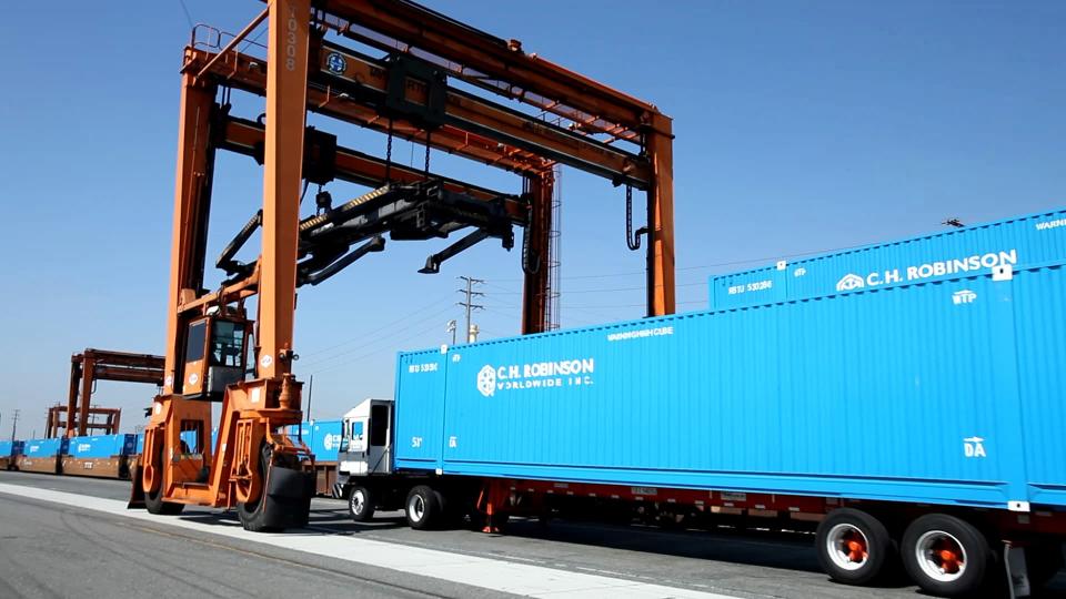 Laporan Keuangan Kuartal C.H. Robinson: Profit Naik, Pendapatan Turun