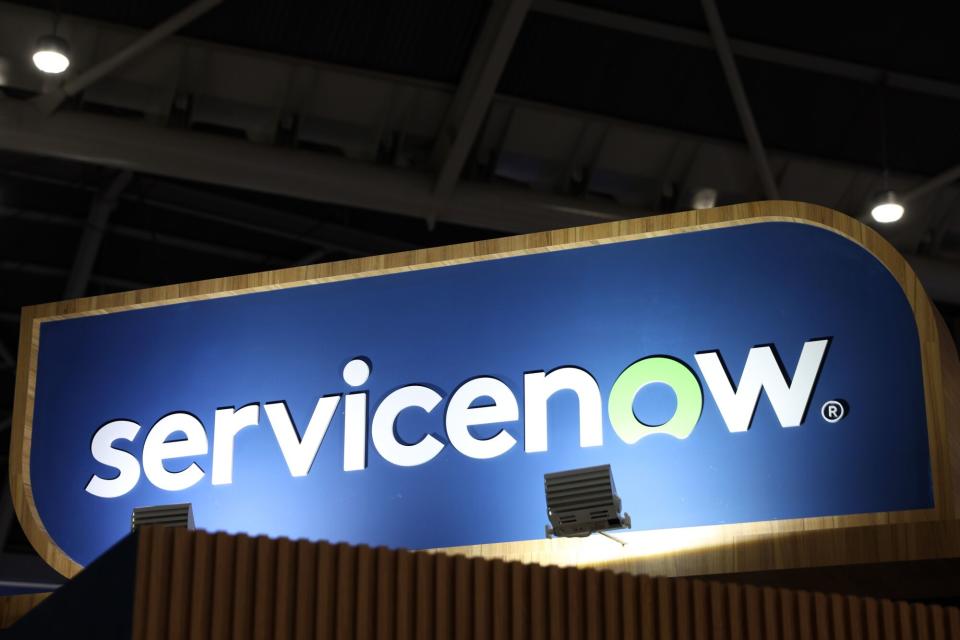 ServiceNow Fokus AI Generatif, Proyeksi Pendapatan Turun dari Ekspektasi