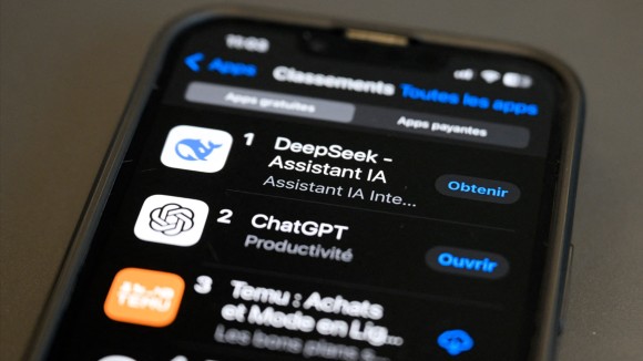 DeepSeek Tiongkok Tantang OpenAI dengan AI Canggih dan Biaya Rendah