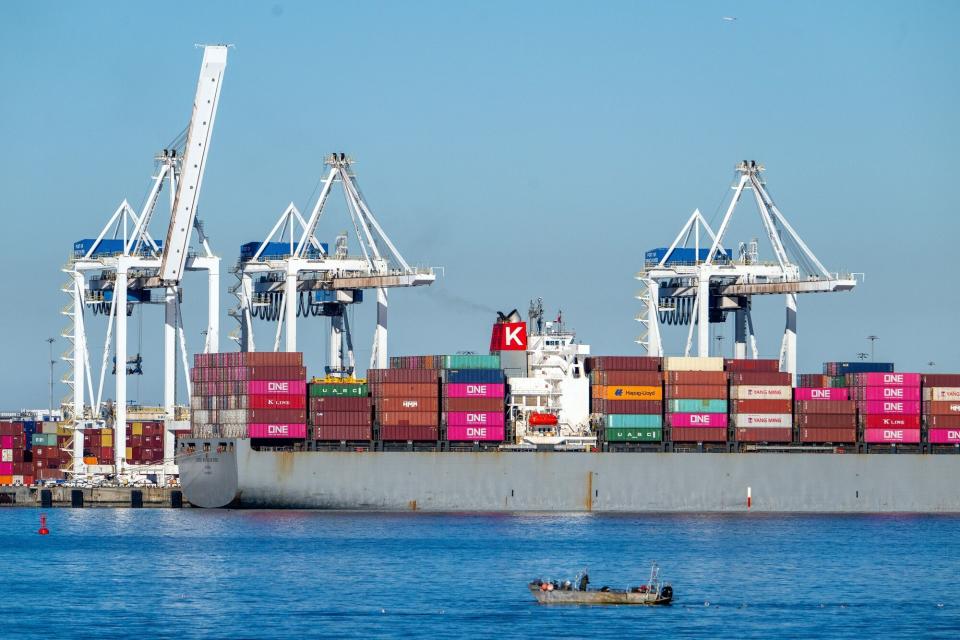 Trump Ancang-Ancang Tarif 25% Impor Kanada dan Meksiko, Dampak Besar Terjadi