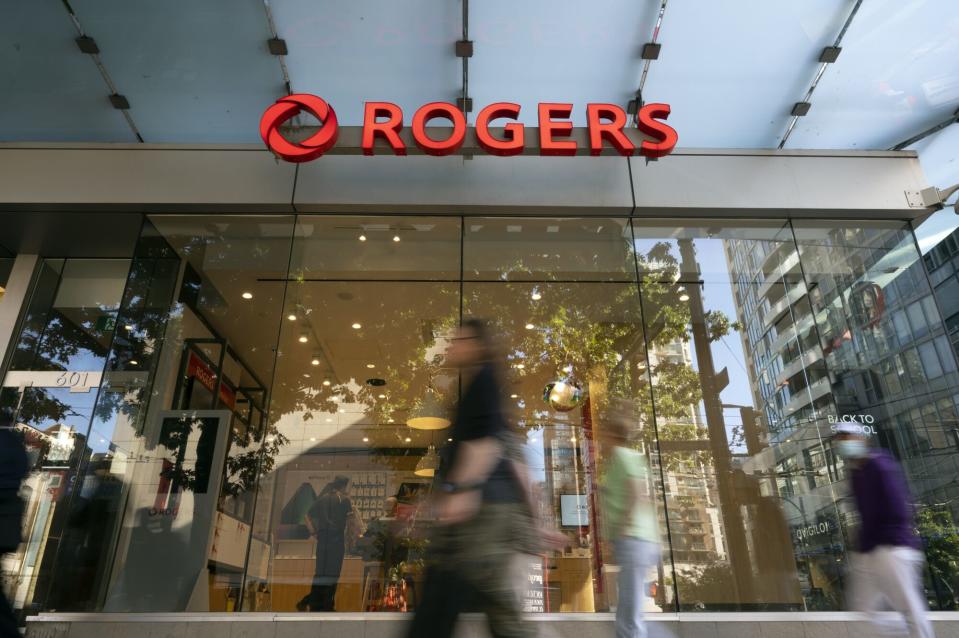 Rogers Communications Ungguli Perkiraan Tapi Panduan 2025 Lebih Hati-hati
