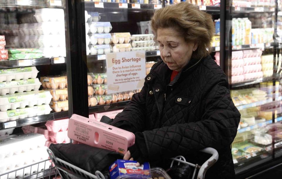 Inflasi AS Meningkat, The Fed Enggan Turunkan Suku Bunga Segera