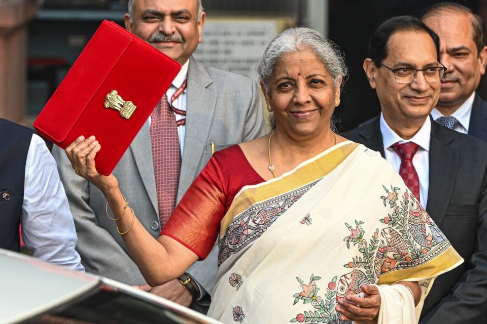 India Targetkan Defisit Anggaran Lebih Kecil dan Reformasi untuk Dorong Pertumbuhan