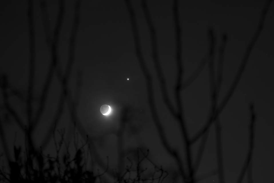 Fenomena Langit Terbaik Februari 2025: Venus dan Mars Bersinar Terang