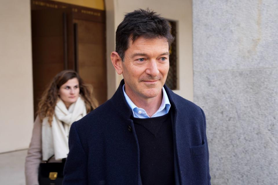 Eksekutif Senior Pertama Perdagangan Komoditas Terjerat Kasus Korupsi di Swiss