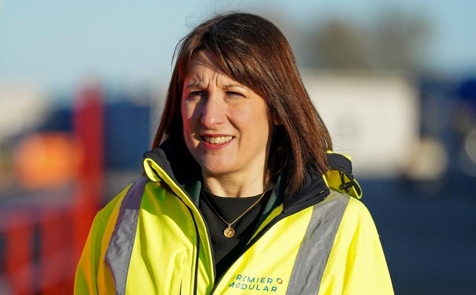 Mengapa Janji Pertumbuhan Ekonomi Inggris Masih Jauh Dari Kenyataan