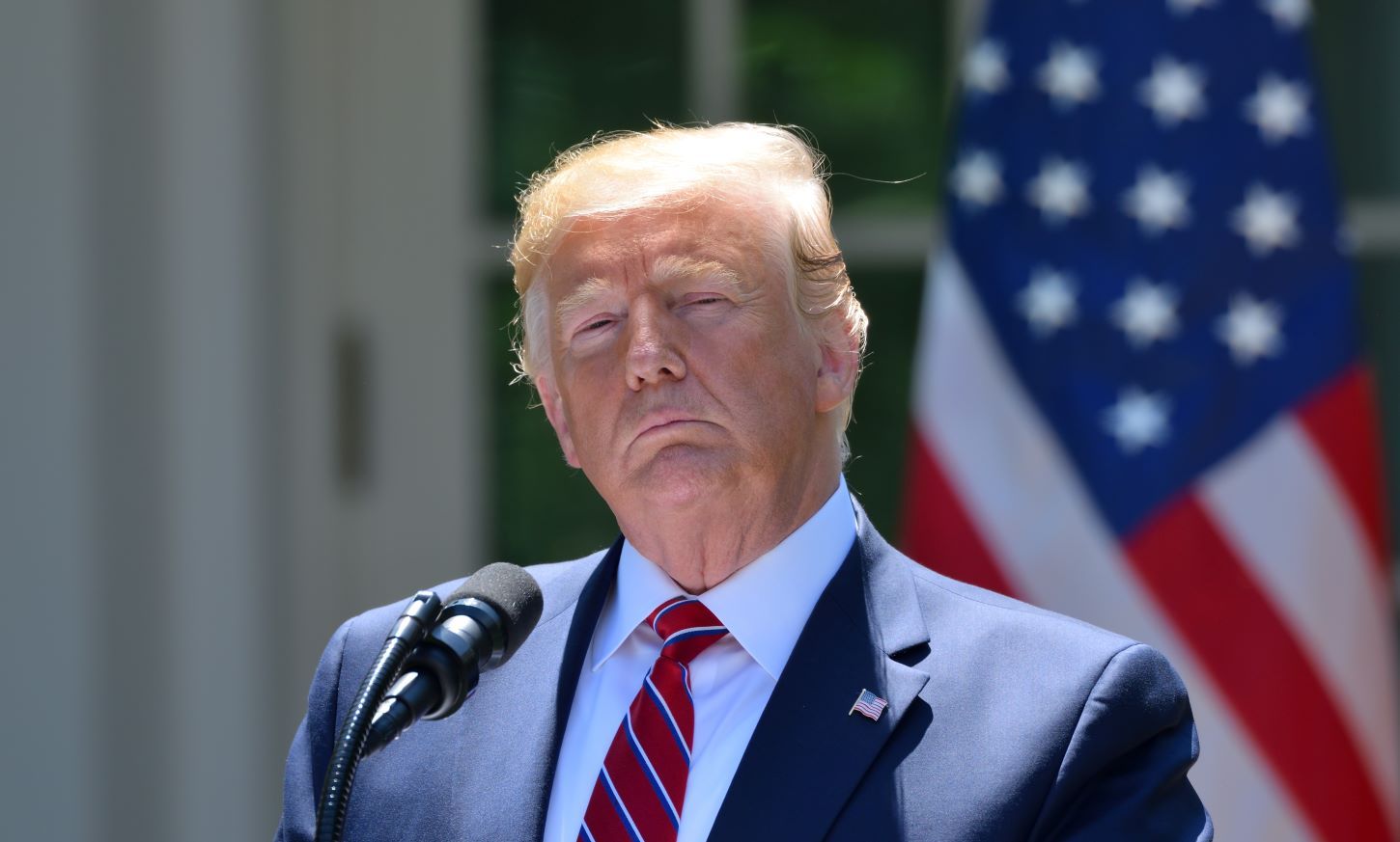 Harga Cryptocurrency Anjlok Karena Perang Dagang AS Memicu Ketidakpastian Pasar