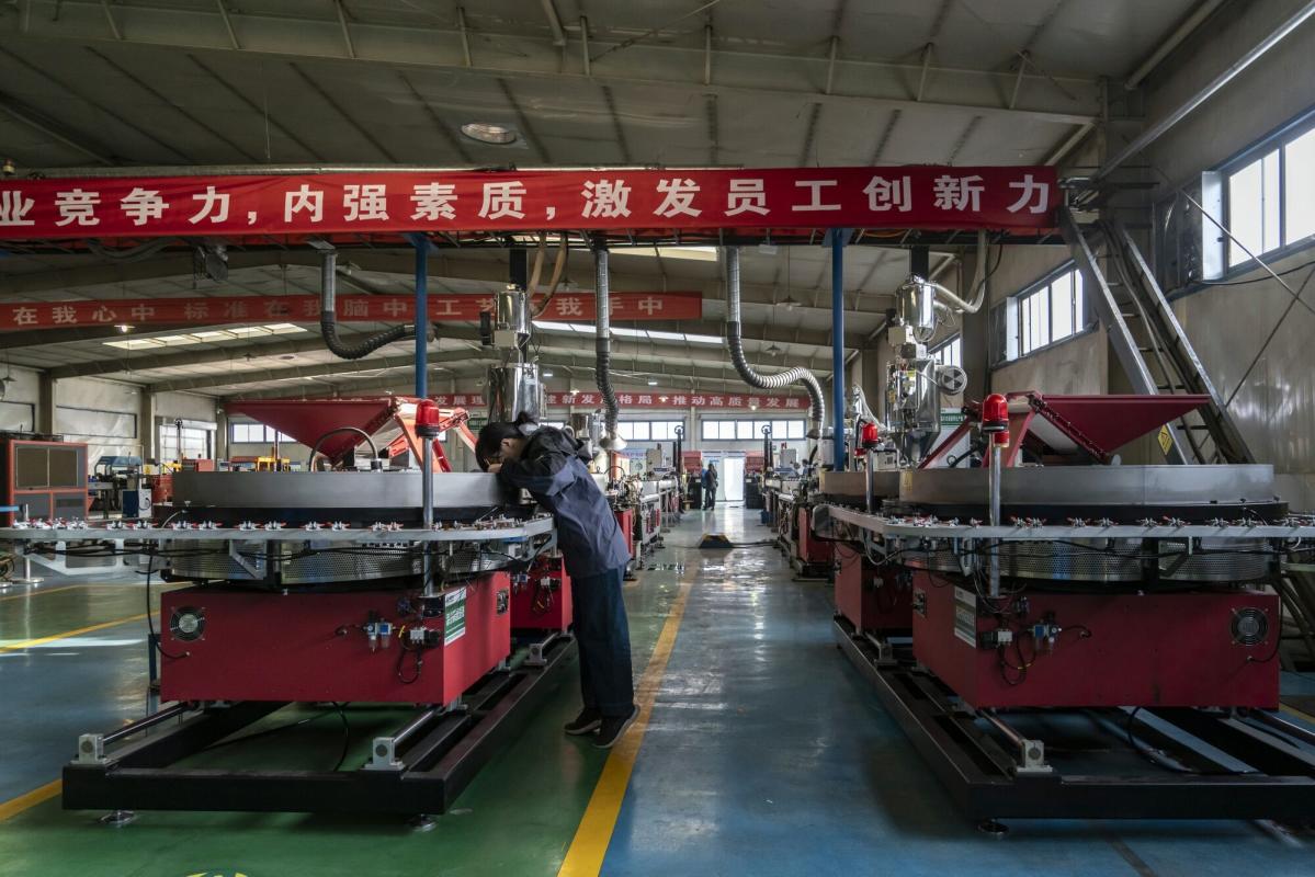 Dampak Tarif Trump Memicu Volatilitas Pasar Saham dan Mata Uang Global