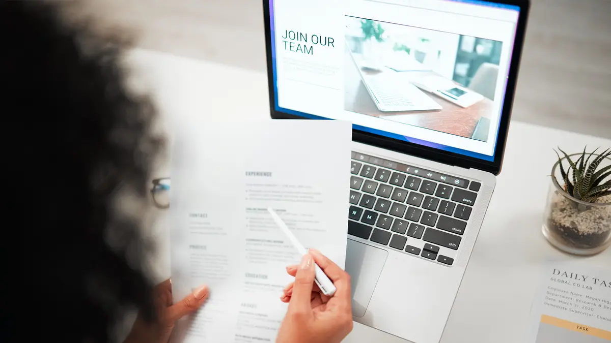 Cara Ampuh Membuat Resume Menarik Menghadapi Persaingan AI di Dunia Kerja