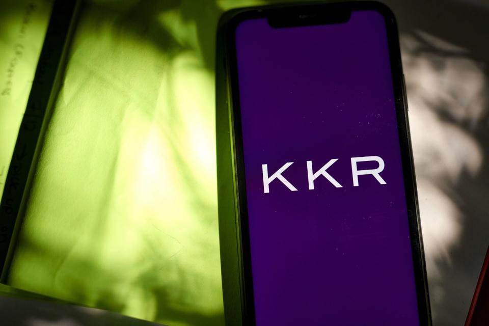 KKR Tingkatkan Pendapatan Investasi Jangka Panjang dan Perkuat Kepemilikan Strategis