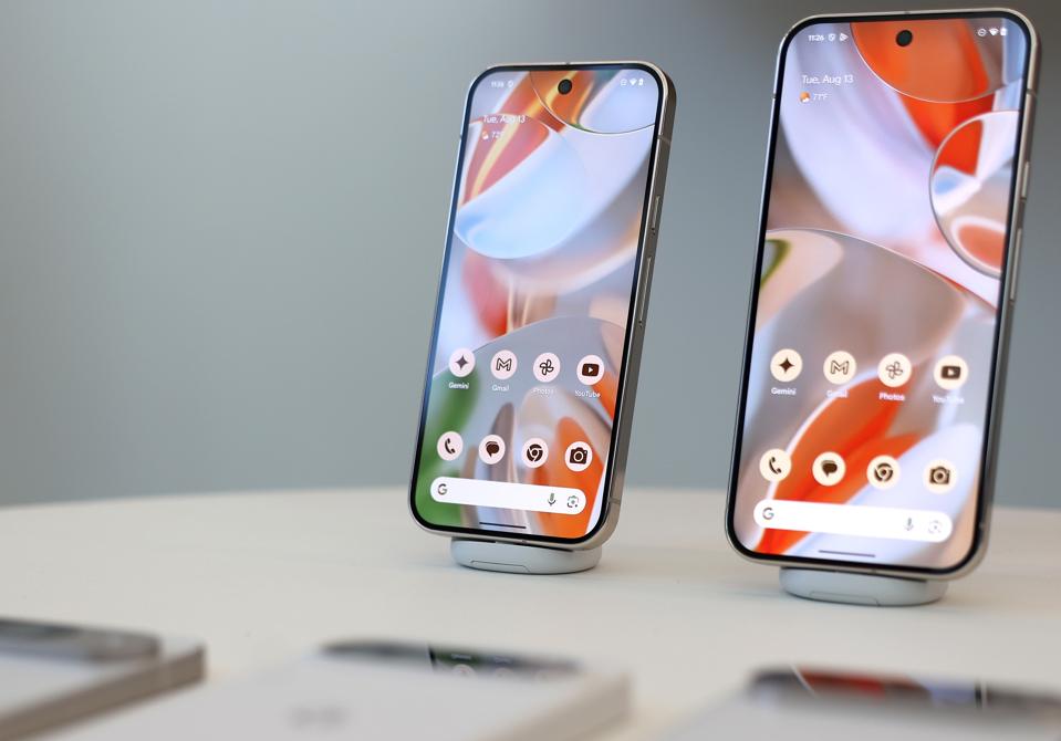 Mengapa Google Pixel Selalu Mendahului Samsung dalam Update Android dan Keamanan