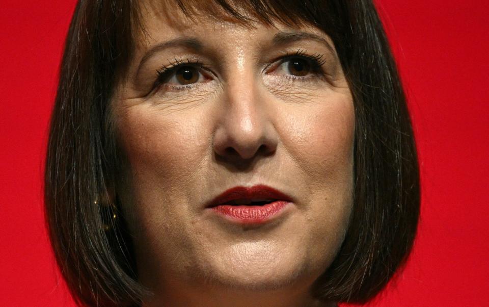 Pajak Penghasilan Pensiun Negara yang Makin Membebani Pensiunan di Inggris