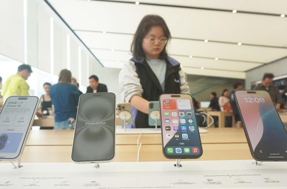 iPhone SE Terbaru: Siap Bersaing Dengan Dukungan Apple Intelligence dan Spesifikasi Terbaru