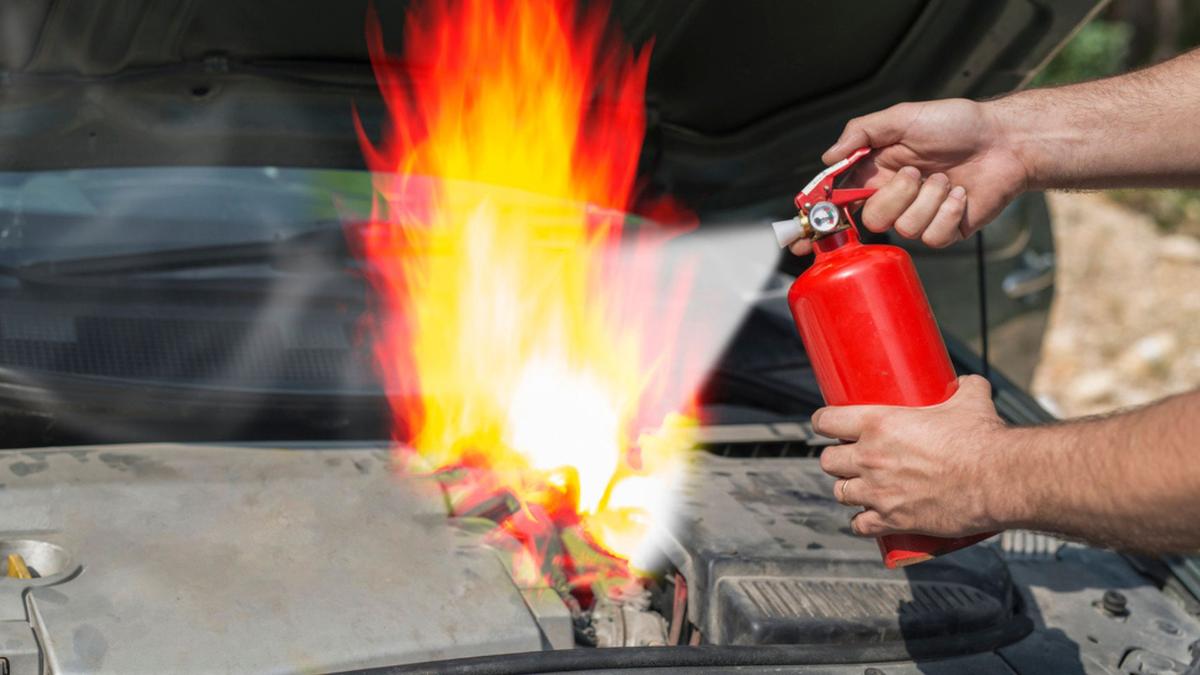 Alat Pemadam Kebakaran Portable dengan Teknologi Vortex dan Aerosol Konduktif